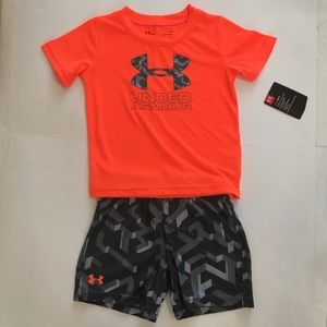 🔹NWT Under Armour 2Pc Big logo tee & short sets 24mnths